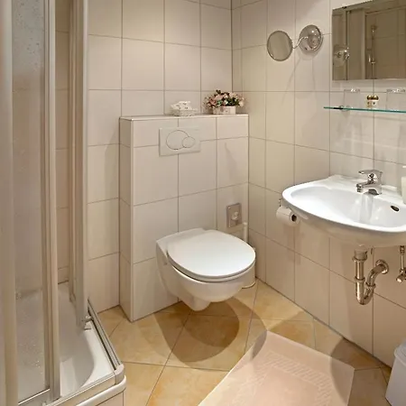Haus Andrea Отель