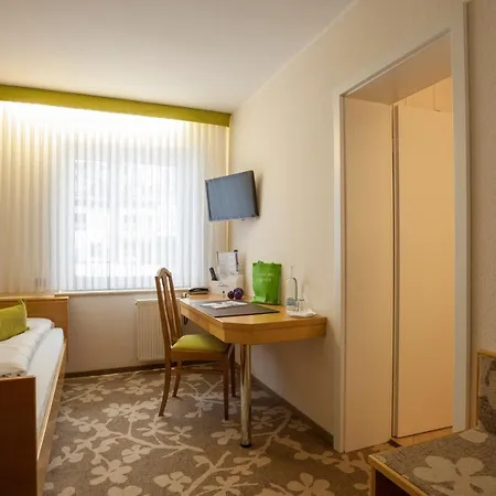 Haus Andrea Отель 3*